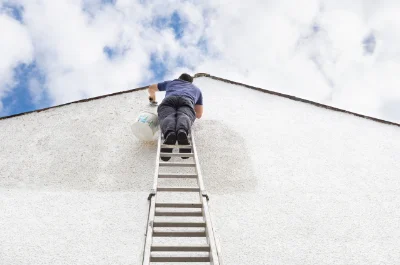 Peinture extérieure à Montebourg — façades et ravalement